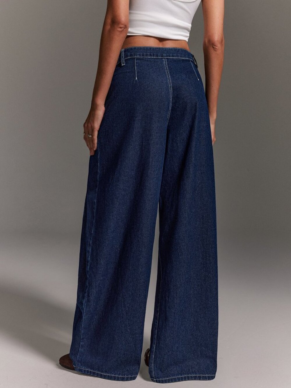 Dark Wash Elegant Women's Wide Leg Loose Casual Denim Jeans - Picture 2 of 4